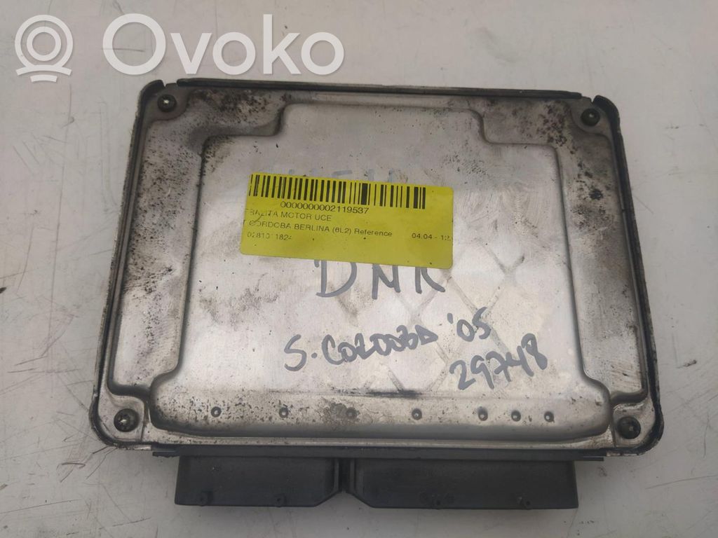Unidad de control/módulo ECU del motor   0281011824