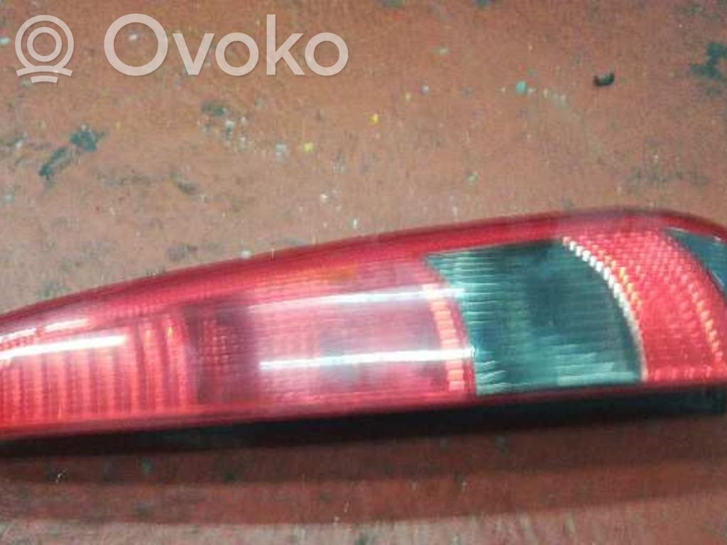 Ford Fiesta Lampă spate în caroserie 