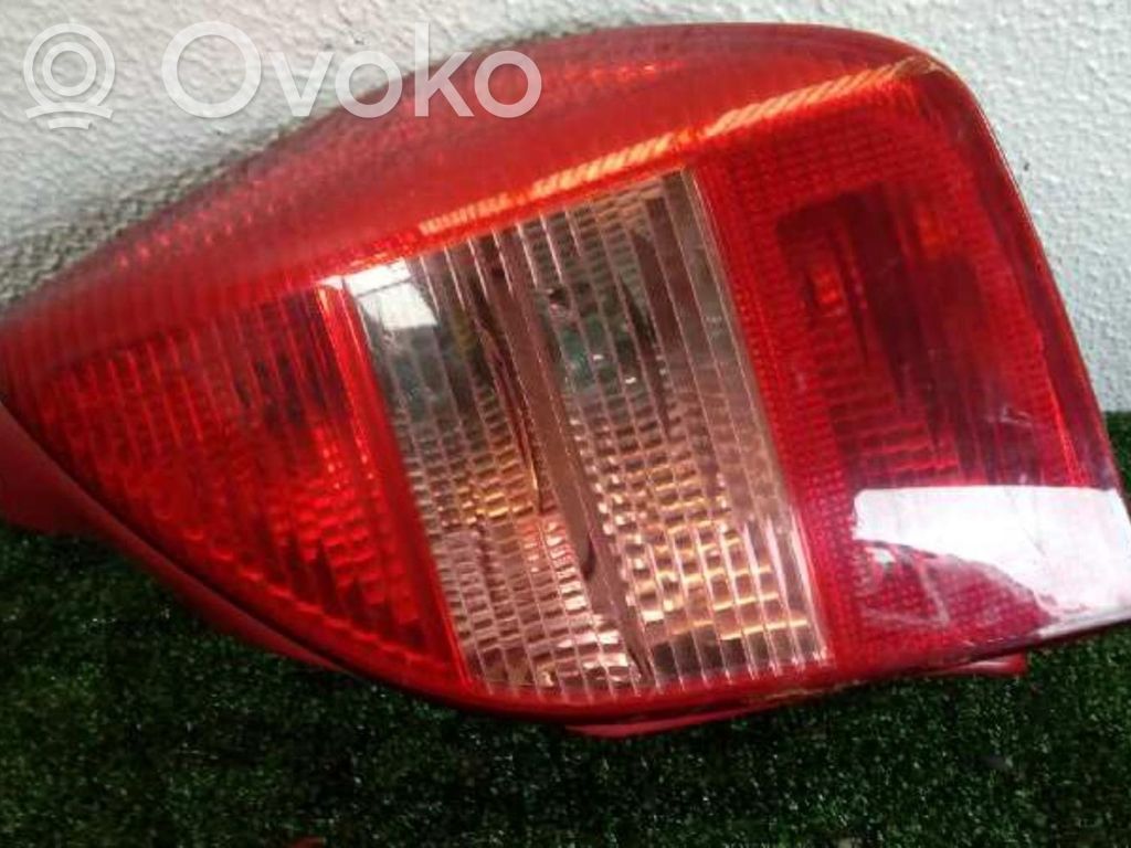 Luz trasera/de freno   3CKX13404AA