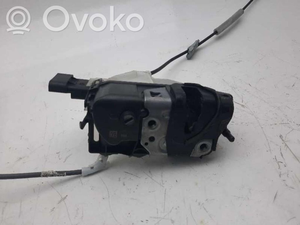 Cerradura de puerta delantera   A048069
