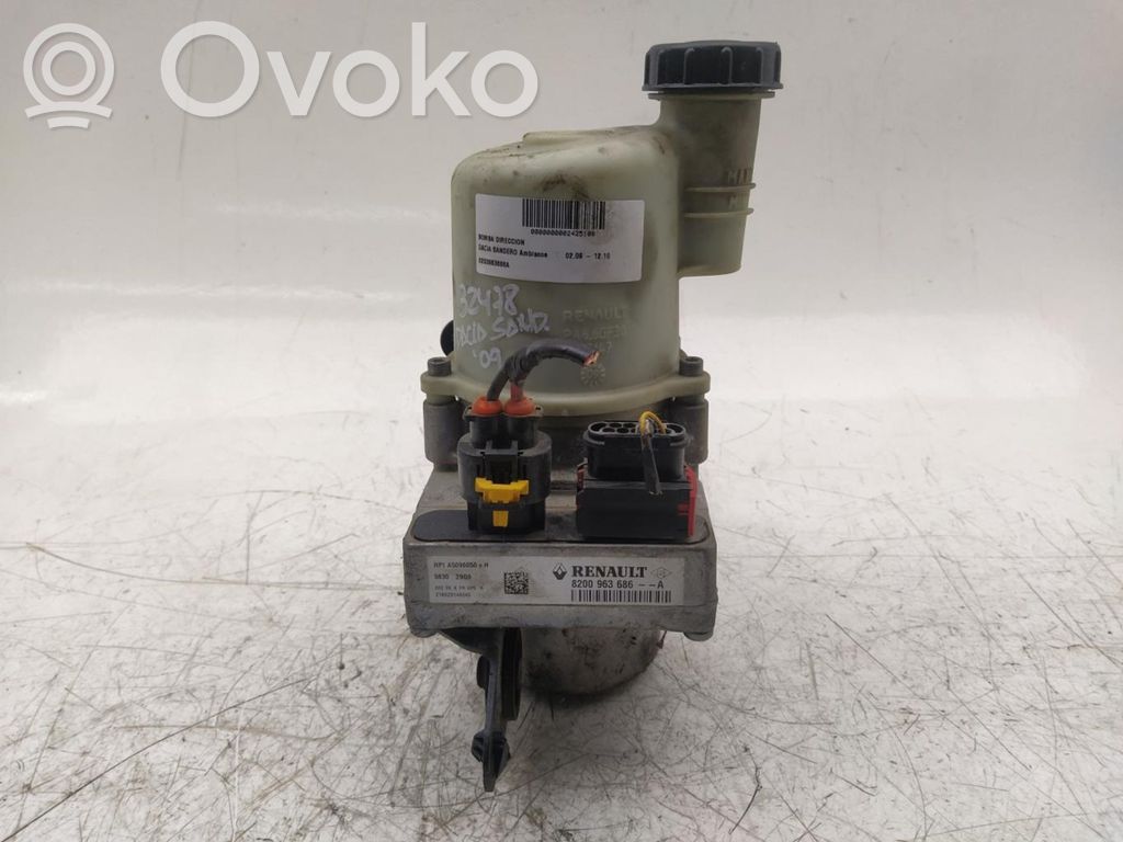 Ohjaustehostimen pumppu   8200963686A