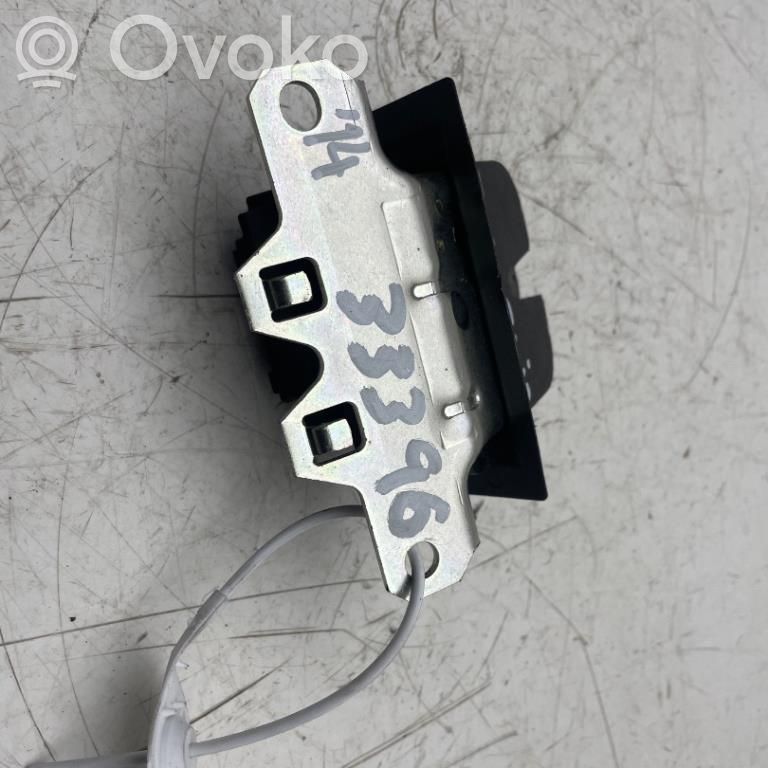 Tailgate/trunk/boot lock/catch/latch