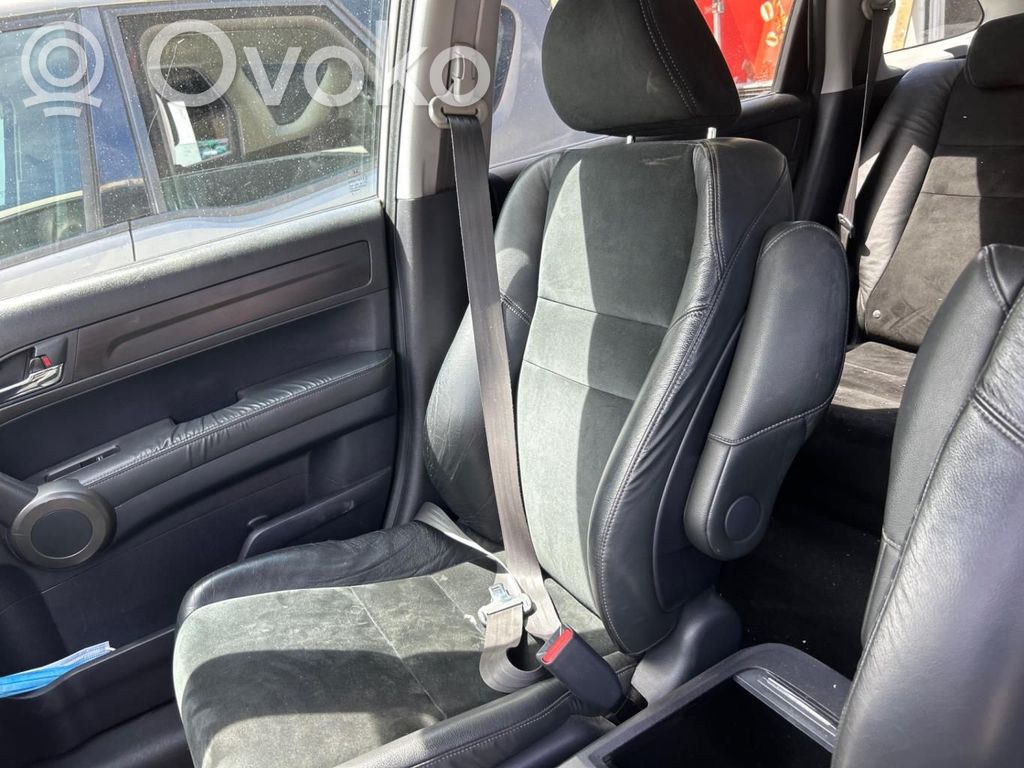 Front passenger seat