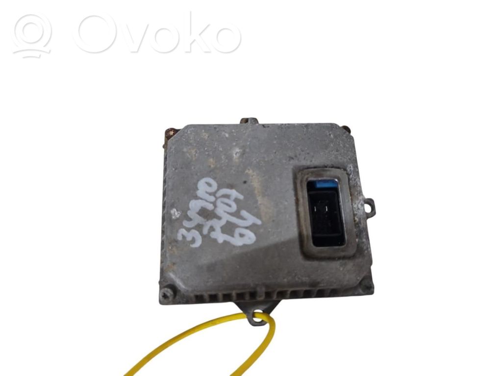 Unité de commande / module Xénon   1307329095
