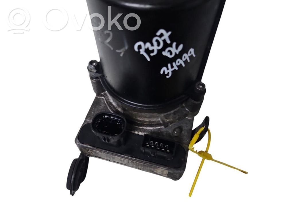 Ohjaustehostimen pumppu   9680989480