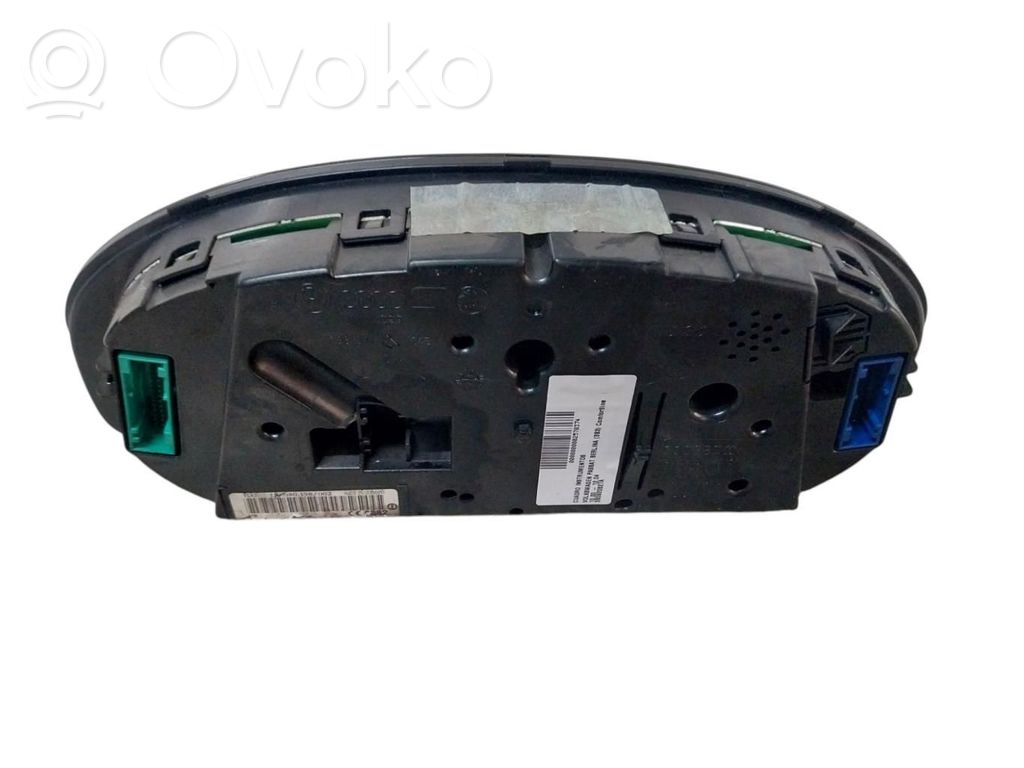 Volkswagen PASSAT Tachimetro (quadro strumenti)