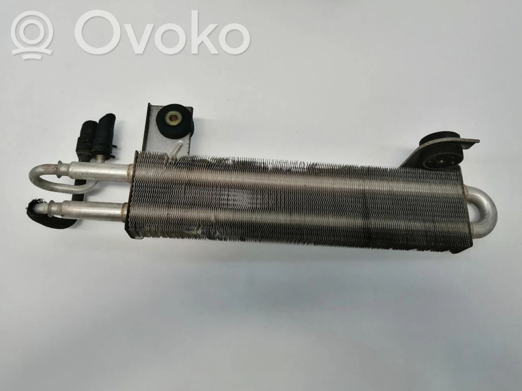 Engine oil radiator