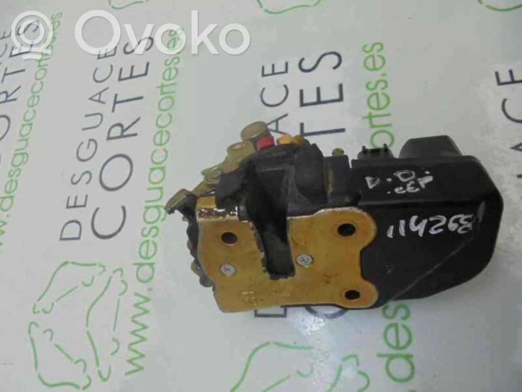 Jeep Grand Cherokee (WK) Front door lock 