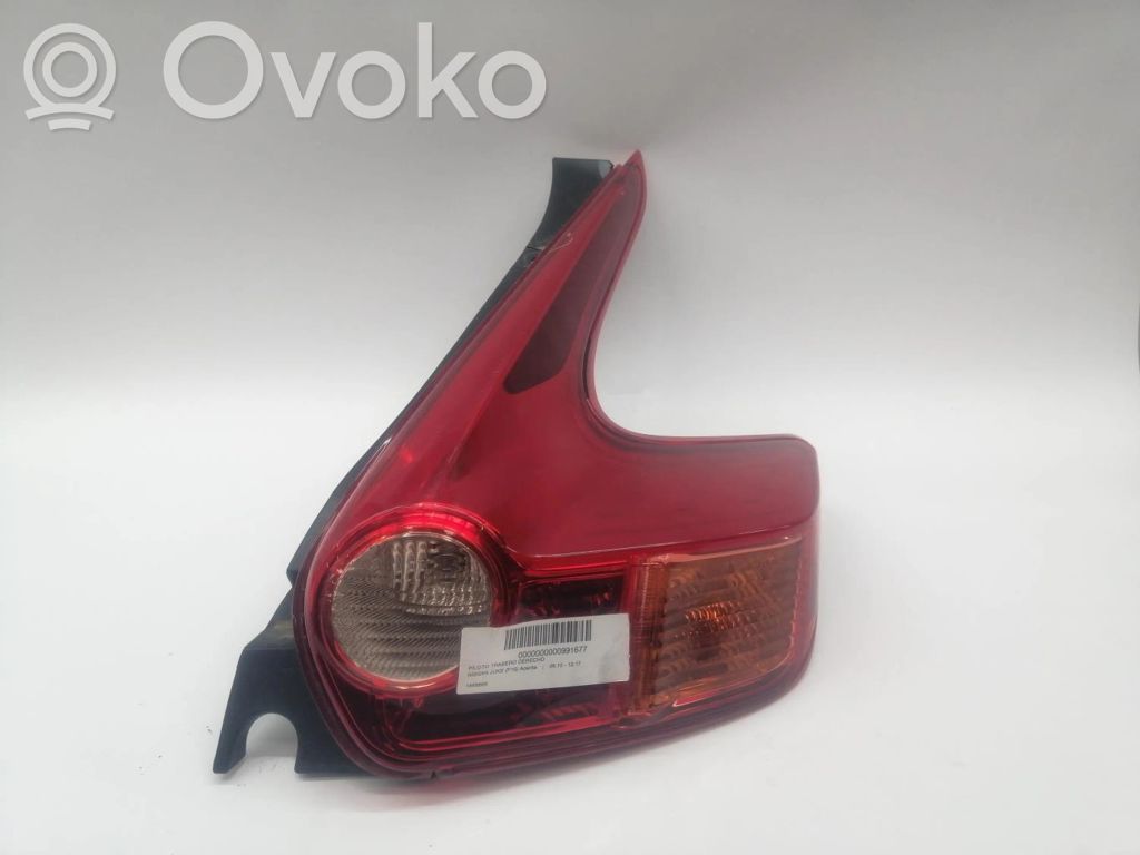 Nissan Juke I F15 Luci posteriori 