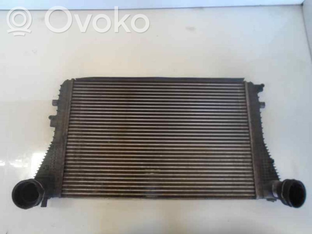 Volkswagen Touran I Radiatore intercooler
