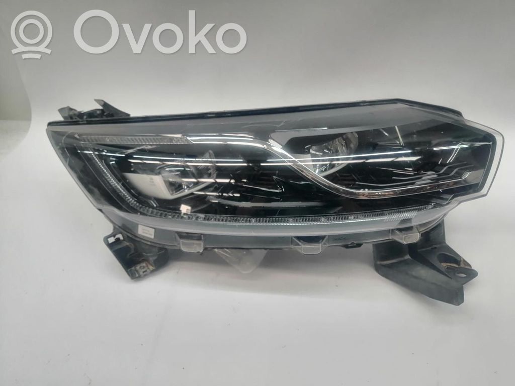 Renault Espace V (RFC) Far 