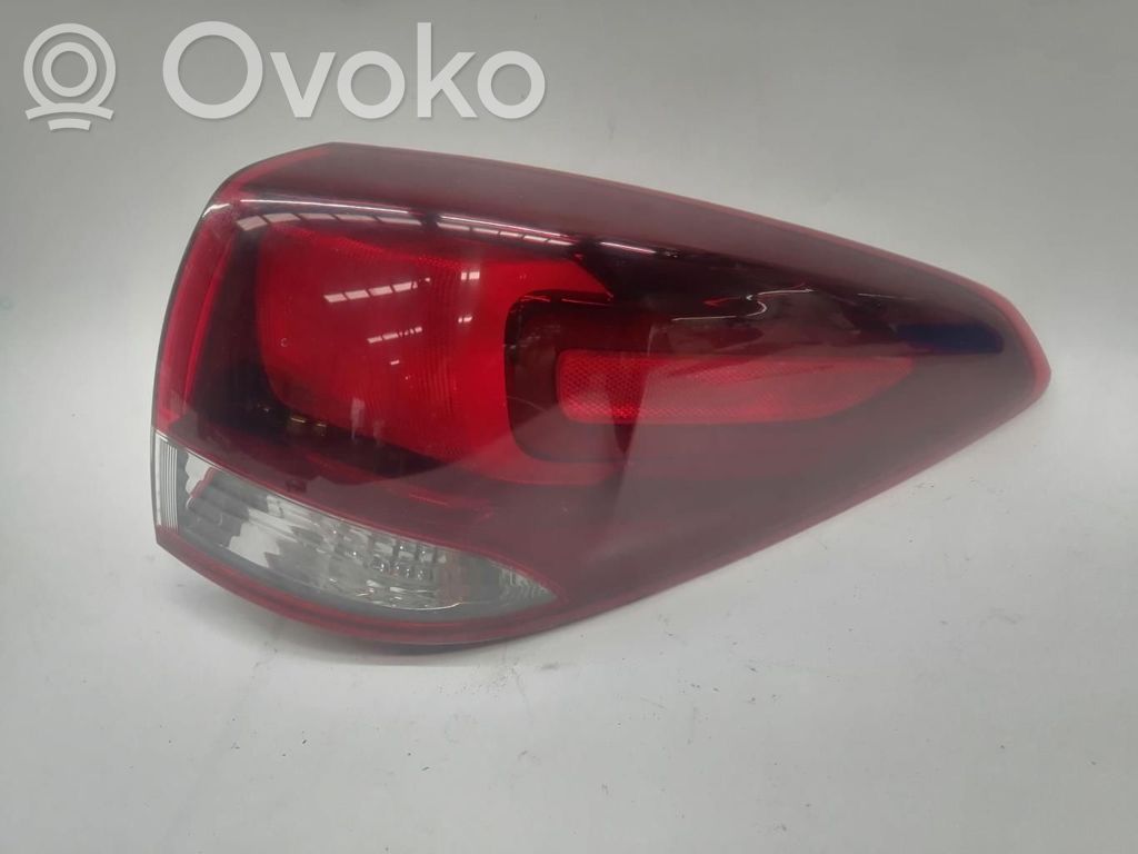 KIA Carens III Takavalot 