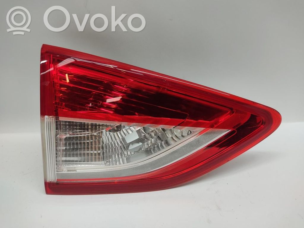 Ford Kuga I Luz trasera/de freno 