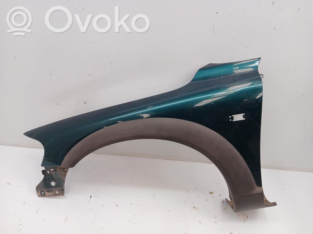Volvo V70 Priekinė arka 