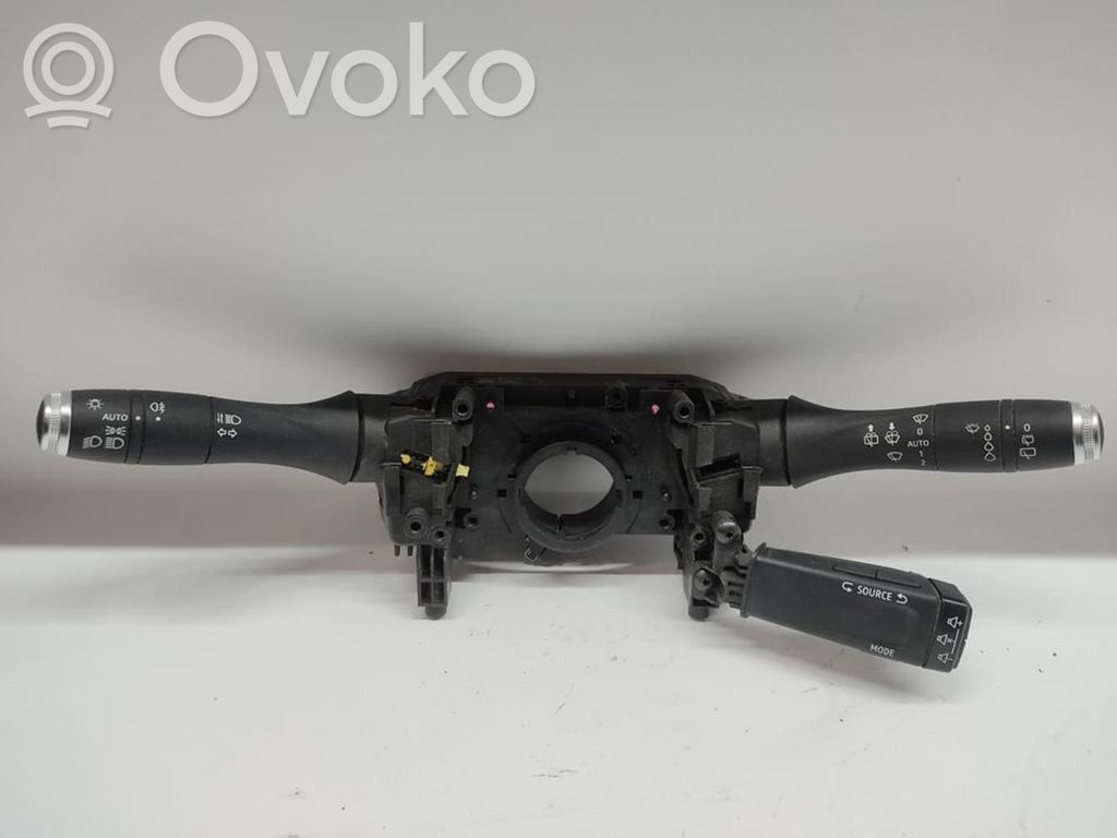 Renault Captur Interruptor de luz 