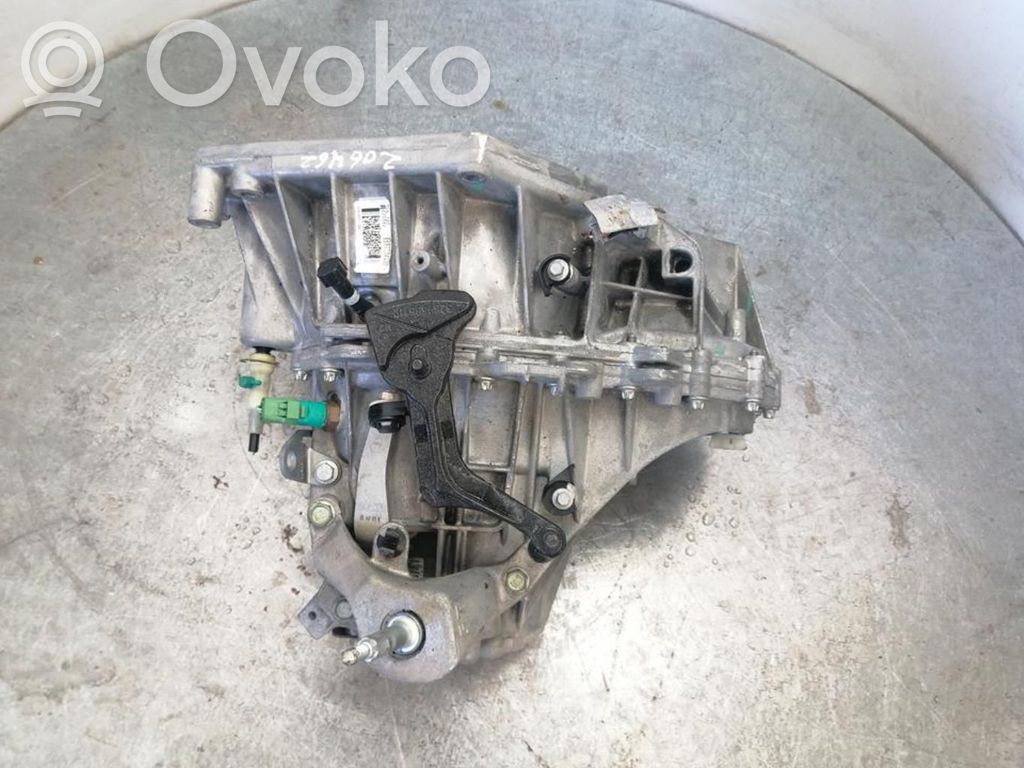 Nissan Qashqai Scatola del cambio manuale a 5 velocità 