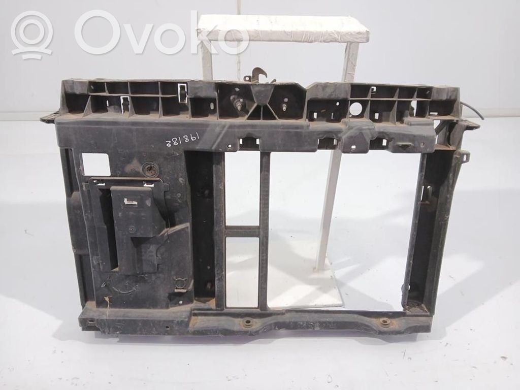 Panel lateral delantero   9677952180