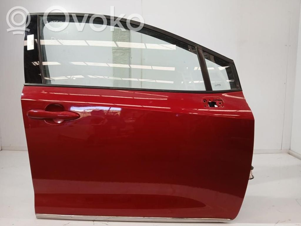 Priekinės durys   6700102550