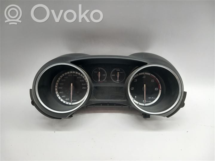 Alfa Romeo Giulietta Velocímetro (tablero de instrumentos) 