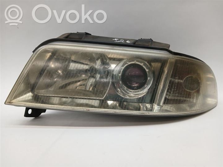 Audi A4 S4 B5 8D Etu-/Ajovalo