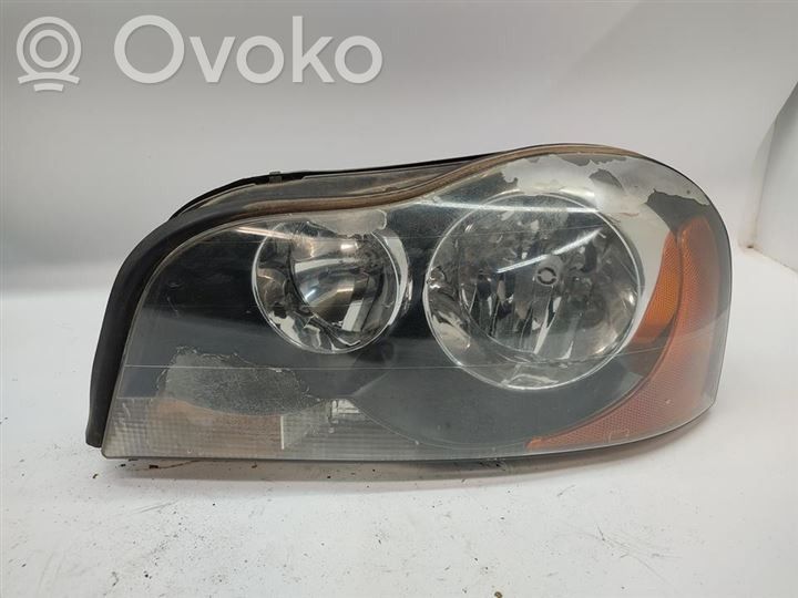 Volvo XC90 Lampa przednia 