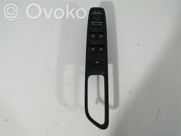 Renault Clio IV Sähkötoimisen ikkunan ohjauskytkin 