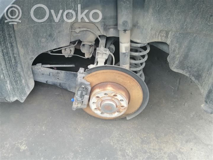 Volkswagen Touran II Belka osi tylnej