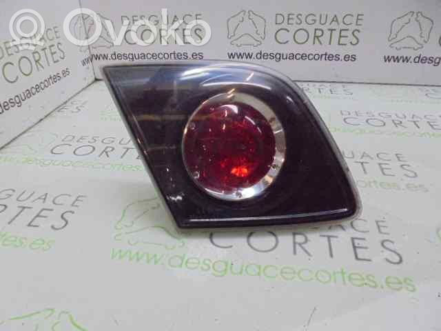 Mazda 3 I Lampy tylnej klapy bagażnika