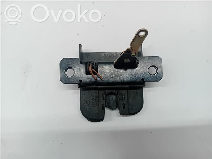 Volkswagen Golf IV Serrure de loquet coffre
