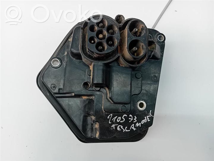 Tesla Model Y Inne komputery / moduły / sterowniki 