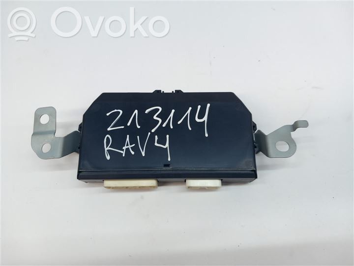 Toyota RAV 4 (XA40) Altre centraline/moduli 