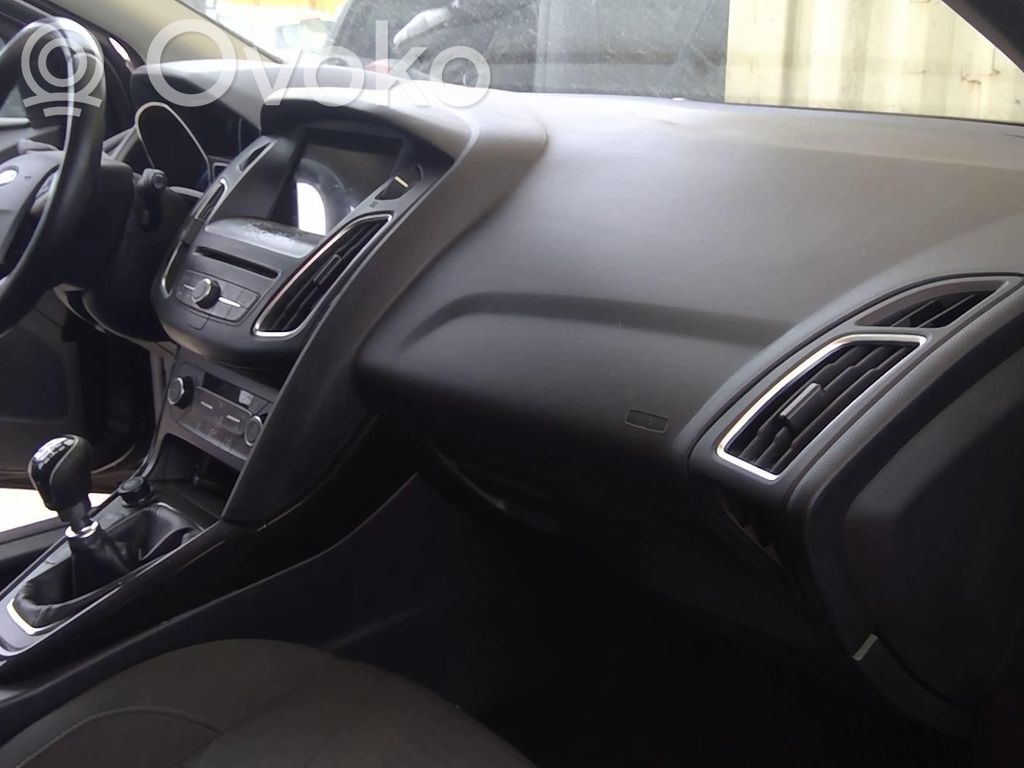 Ford Focus Панель 