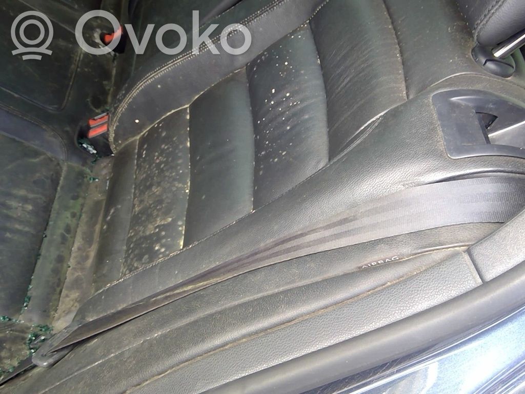 Volkswagen Golf VI Cinturón trasero 