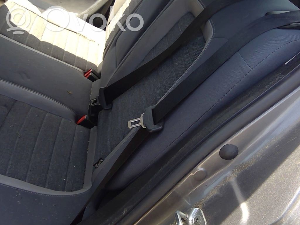 Fiat Tipo Cinturón trasero 