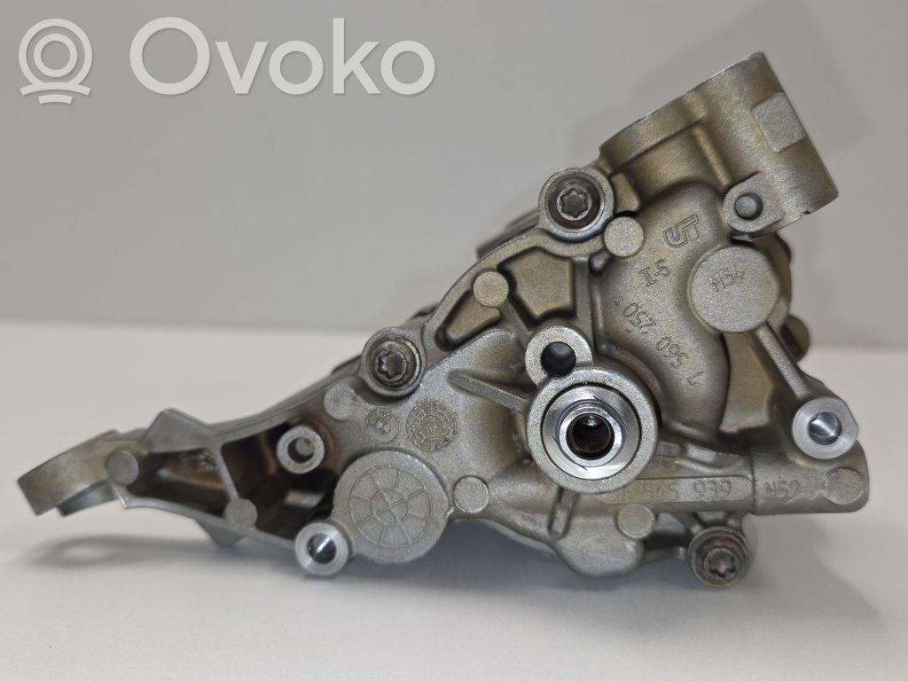 Oil pump   7545939,7560250,N52B30