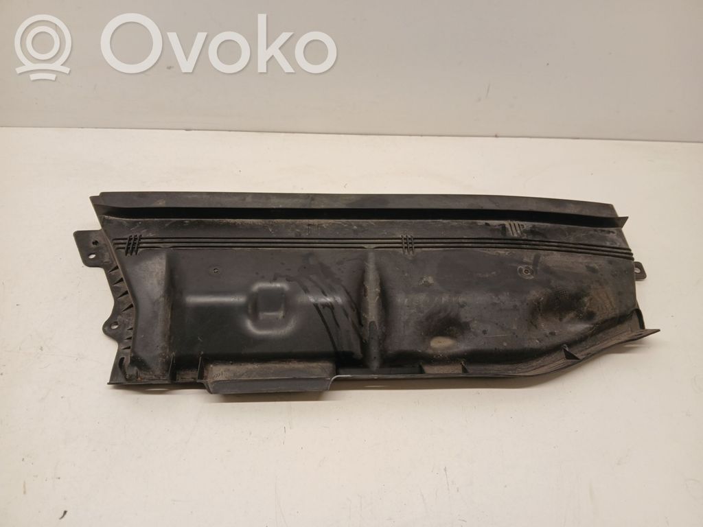 BMW 2 F46 Inne części komory silnika 
