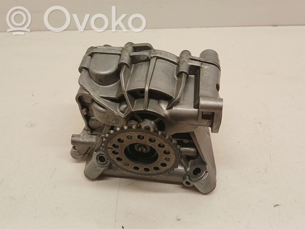 BMW 5 G30 G31 G38 Ölpumpe 