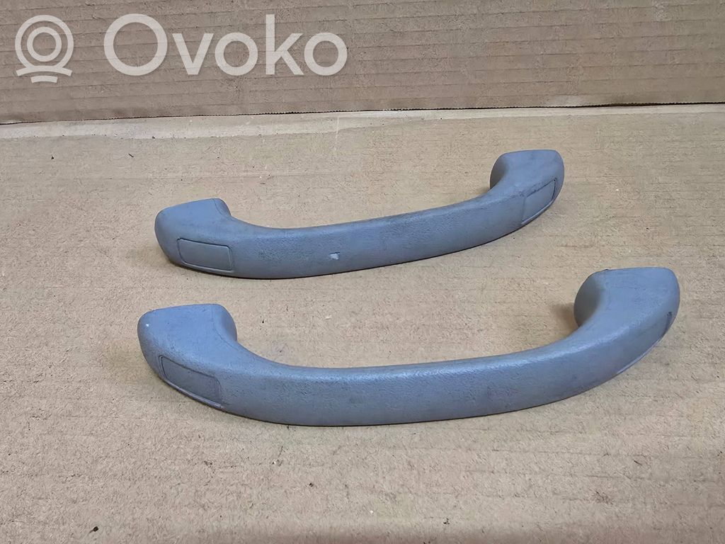 Suzuki Ignis Asidero interior delantero 