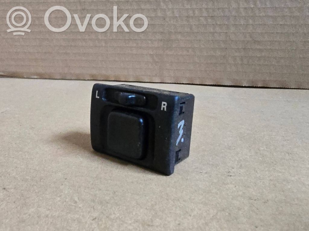 Suzuki Ignis Wing mirror switch 
