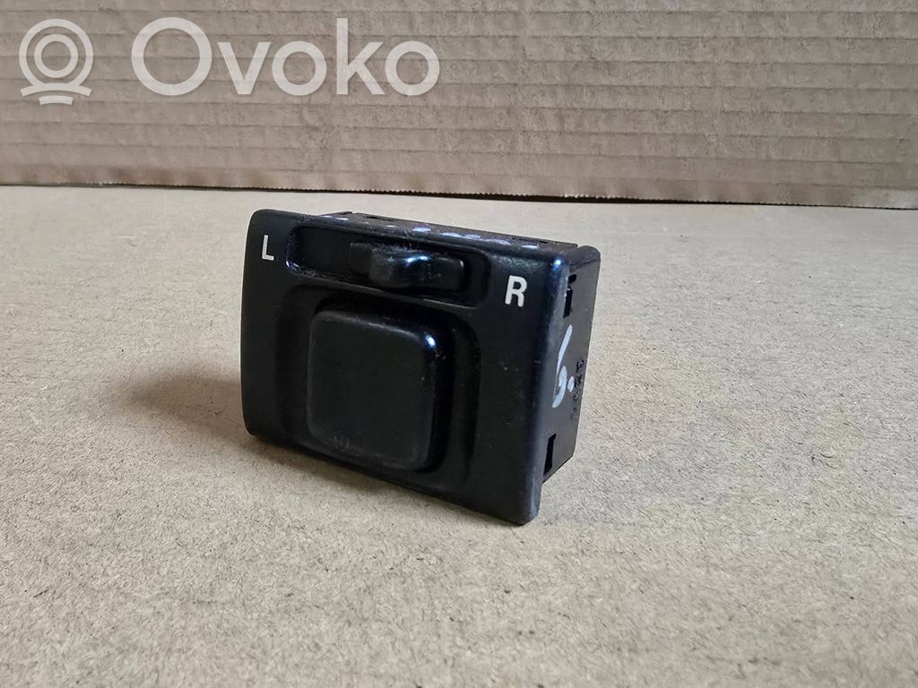 Suzuki Ignis Wing mirror switch 