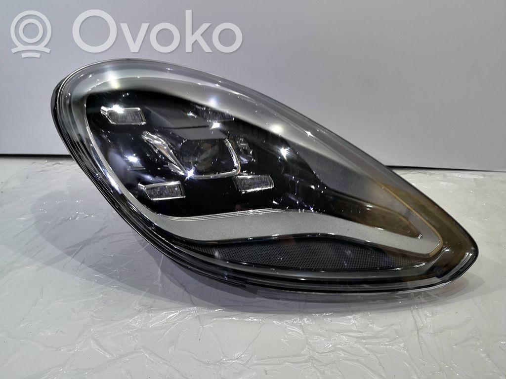 Porsche Panamera (971) Lampa przednia 