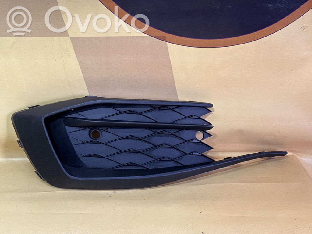 Seat Leon (5F) Front bumper lower grill 