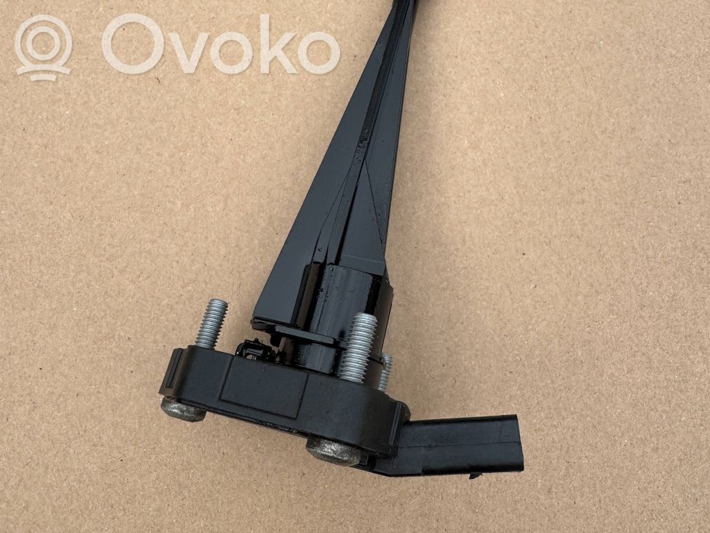 Audi Q7 4M Oil level sensor 