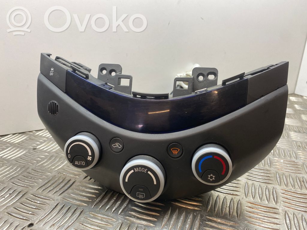 Chevrolet Spark Climate control unit 