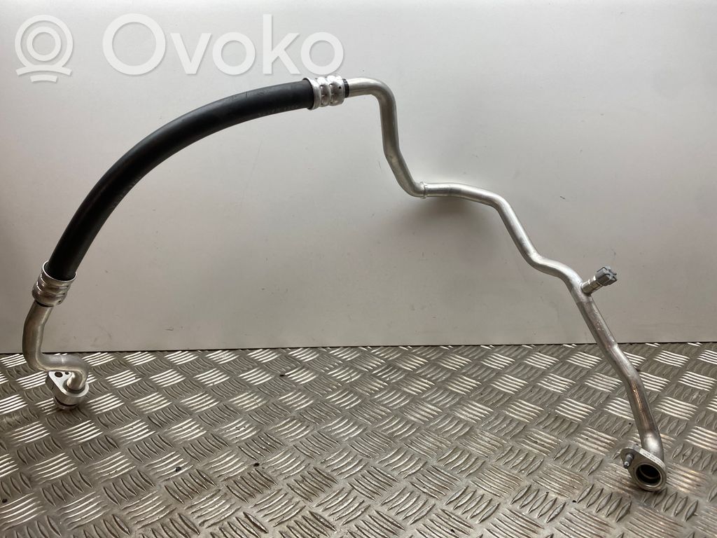 Volkswagen Golf VIII Трубка (трубки)/ шланг (шланги) кондиционера воздуха 