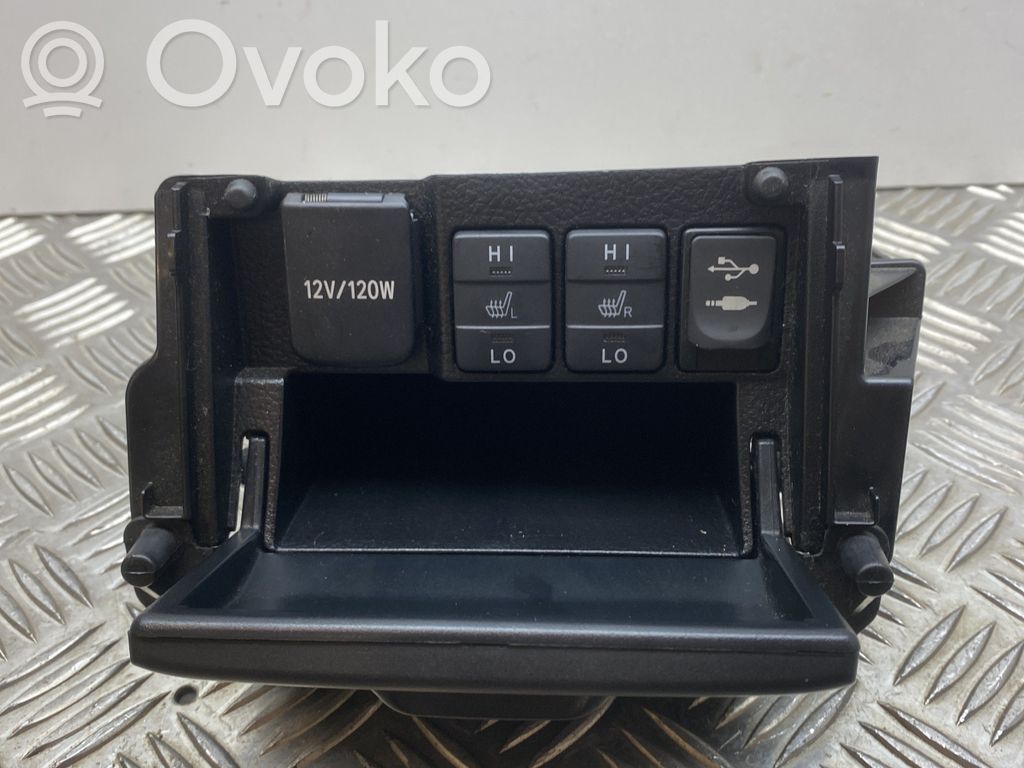 Toyota Corolla E160 E170 Peleninė (priekyje) 