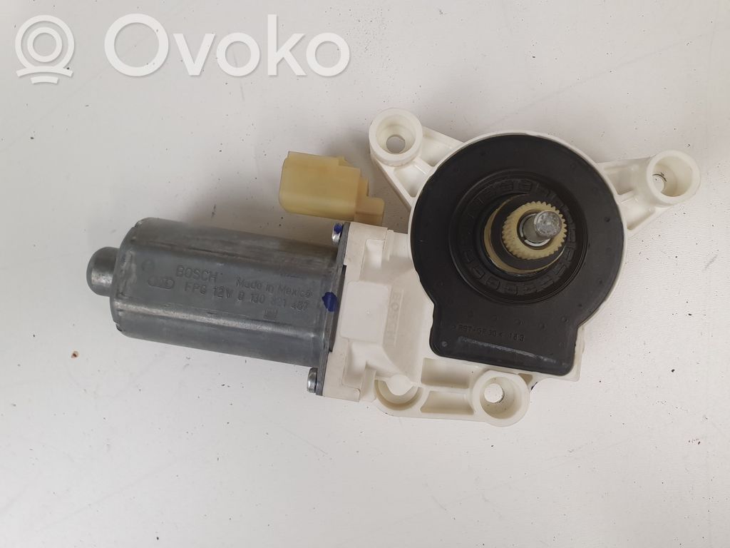 Dodge Avenger Front door window regulator motor 