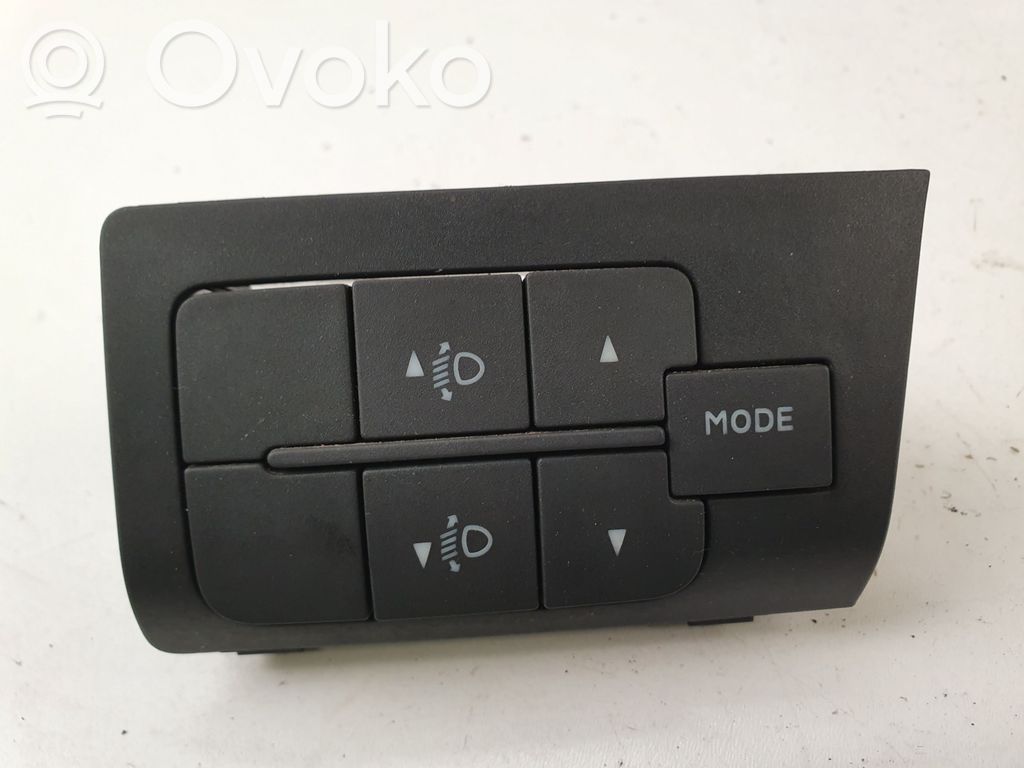 Fiat Ducato Headlight level height control switch 