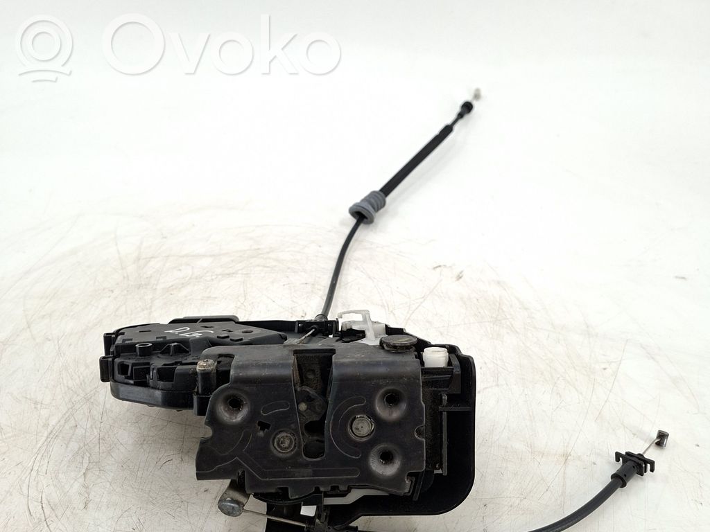 Volvo S40 Rear door lock 