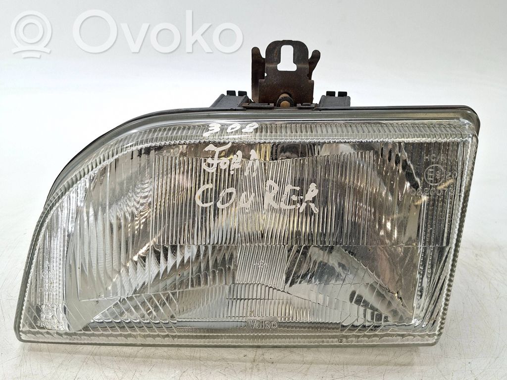 Ford Courier Priekšējais lukturis 